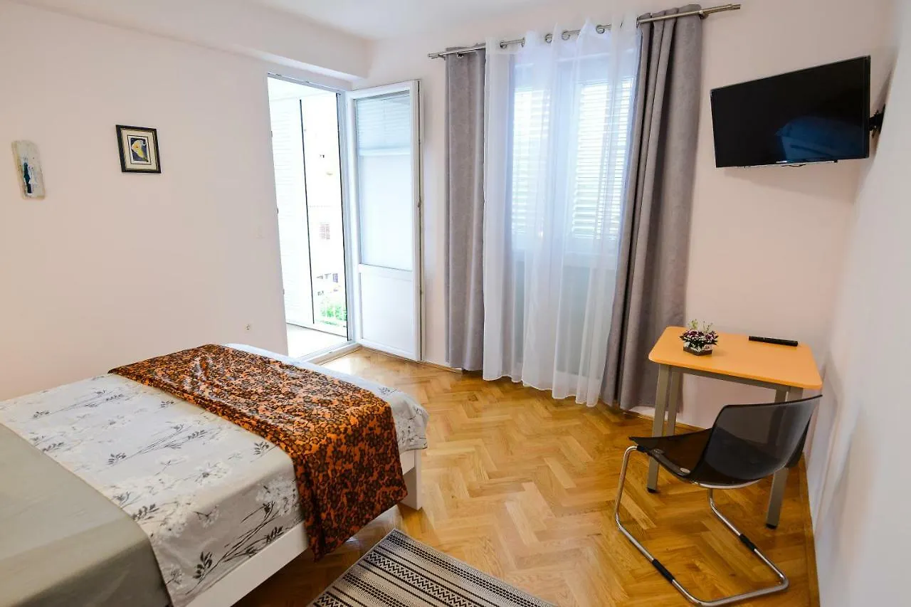 Apartment Rocky I Zadar 0*,